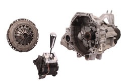 Převodovka, spojka a poloosy