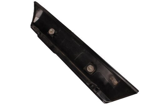 Pravý P boční deflektor okna pátých dveří kufru