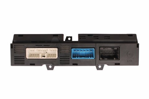 Panel tlačítek ( zadní mlhovka, výhřev zadního okna )