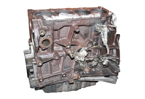 Spodek motoru 1.9 dCi - F9Q 760