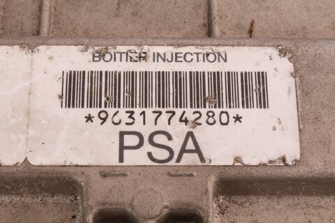 Řídící jednotka motoru 9631774280