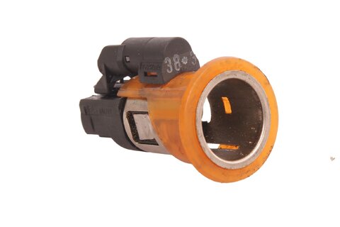 Zásuvka pro cigaretový zapalovač 822754