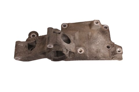 Držák alternátoru 038903139AG