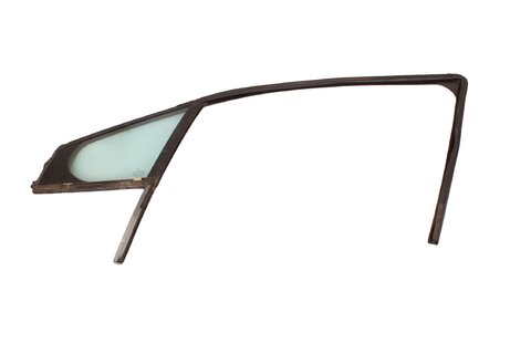 Levý přední boční okno trojúhelník (zelený) 9300T8