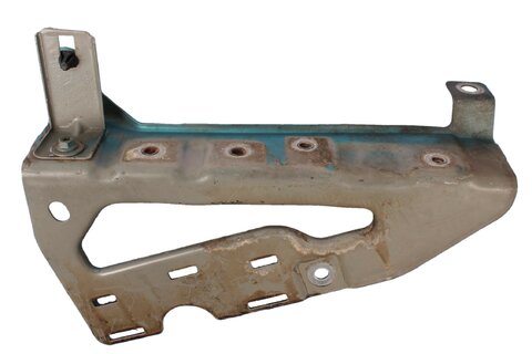 Držák zadní - pravého předního blatníku