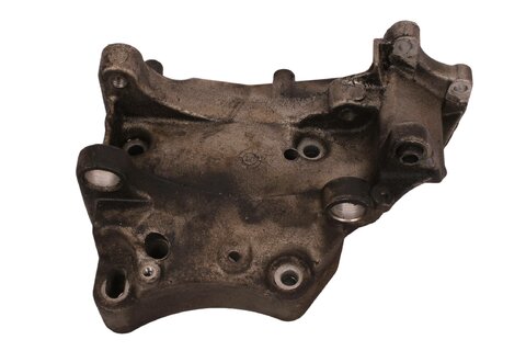 Držák alternátoru 5706J4