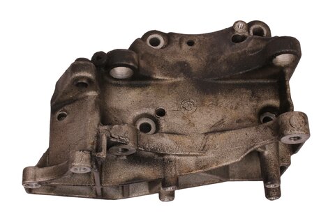 Držák alternátoru 5706J4