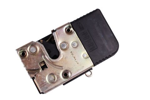 Zámek předních dveří pravý P