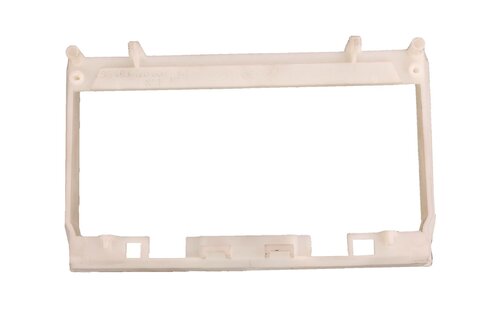 Rámeček středového panelu klimatizace a přihrádky