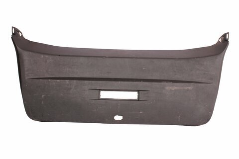 Kryt dveří kufru spodní