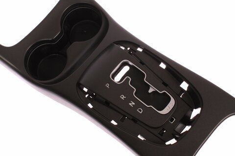 Středový tunel s držákem nápojů AUTOMAT