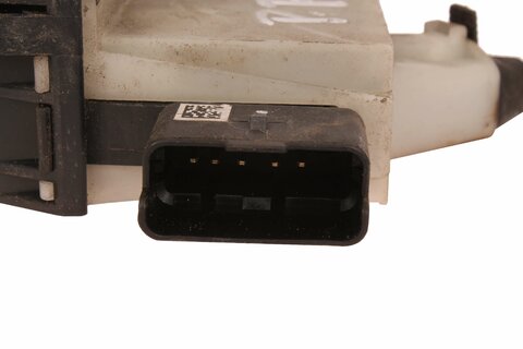 Pravý zámek předních dveří 9812500780