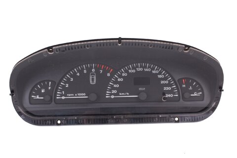 Přístrojový štít