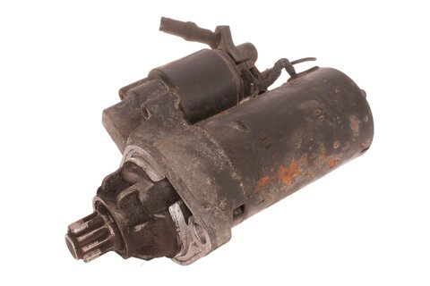 Startér 2kW 02M911023FX