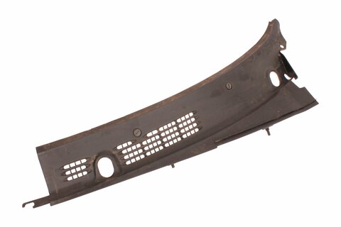 Plast pod čelní okno (torpédo) levé