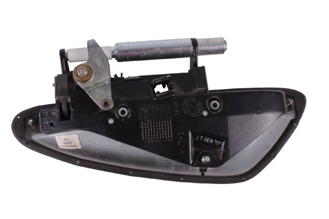 Klika dveří přední vnější pravá P