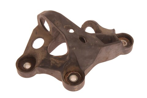 Držák lanovodů řazení na převodovce 6Q0711789F