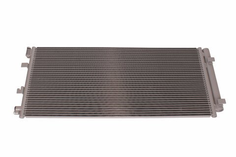 Kondenzátor (chladič) klimatizace