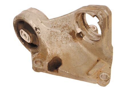 Závěs motoru 1484797080