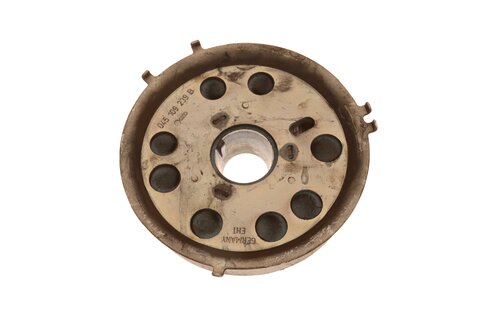 Hlava řemenice vačkové hřídele 045109239B