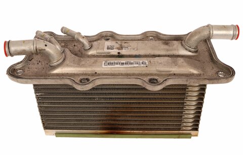 Chladič nasávaného vzduchu - intercooler 04C145749A