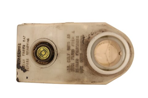 Nádržka brzdové kapaliny