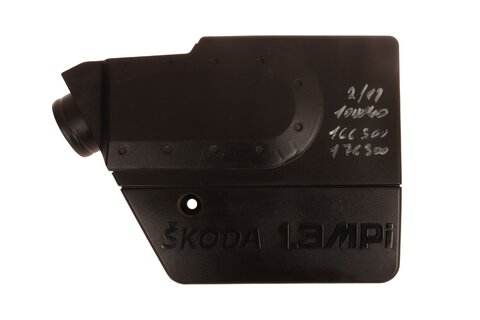 Nasávací hrdlo škrtící klapky 047129654