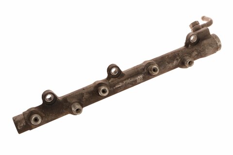 Vstřikovací lišta 13537805725