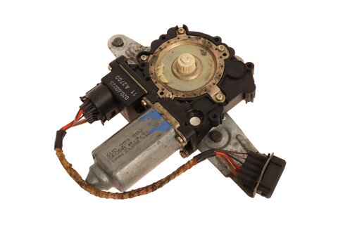 Motorek stahovačky přední pravý 6U0959802