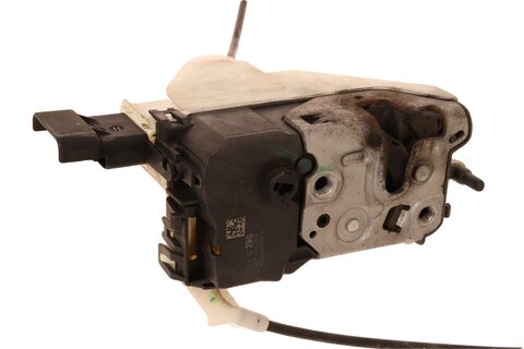 Pravý zámek předních dveří 9138V4