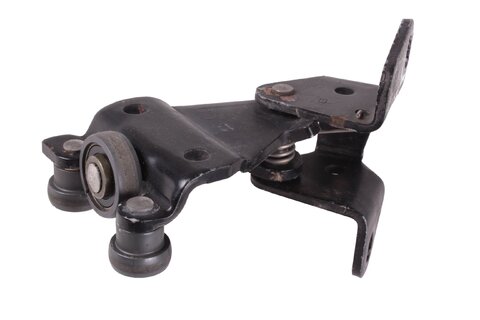 Pravý pojezd bočních dveří (střed)