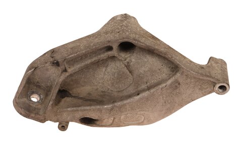 Držák motoru levý 070199307B