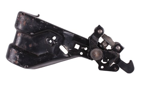 Pravý pojezd bočních dveří (spodní)