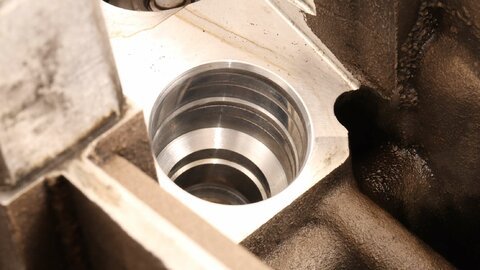 Hlava motoru 03G103351C