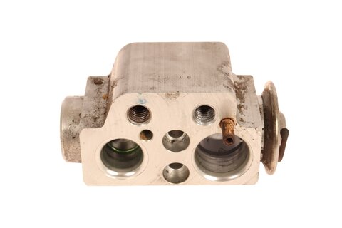 Expanzní ventil klimatizace 7L0820679D