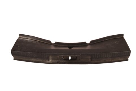 Obložení nakládací hrany kufru