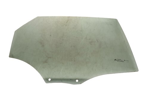 Pravé sklo zadních dveří - hatchback (tmavě zelené)