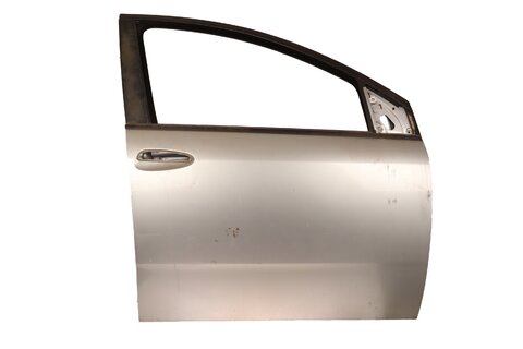 Pravé přední dveře