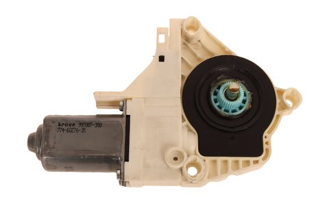 Motorek stahovačky zadní levý 8K0959811C