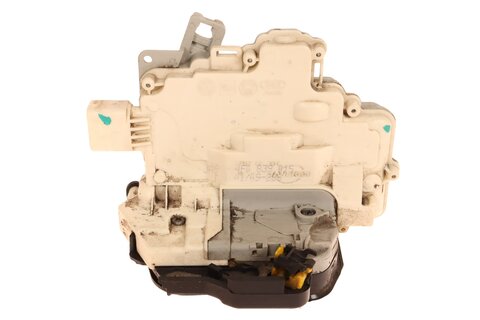 Zámek dveří zadní levý 4F0839015