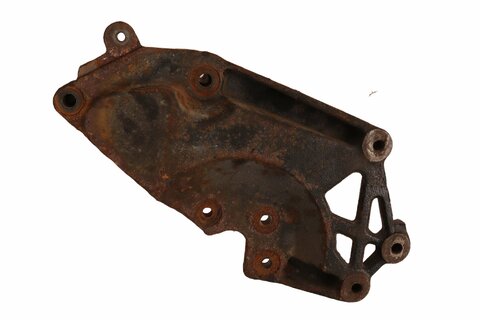 Držák motoru pravý 7M0199308C