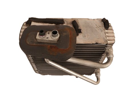 Výparník klimatizace 7M1820103B