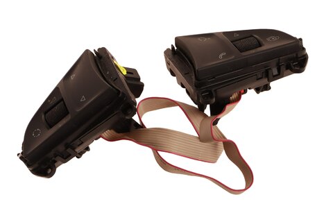 Multifunkce volantu 5E0919719F