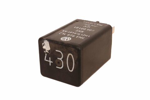 Relé přídavného topení 430 7M3959143