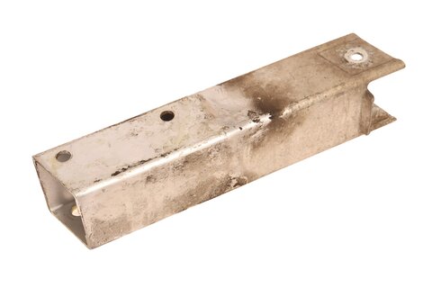 Držák výztuhy zadního nárazníku L=P avant 4F9807331