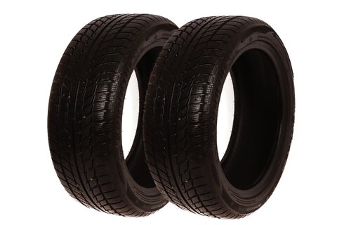Sada dvou pneumatik ZIMNÍ 225/45 R17 94V GOODRIDE SW608 (6 mm) rok 2019