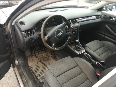 Audi A6 2.5TDI 132 kW 4x4