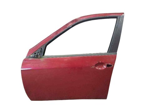 Levé přední dveře