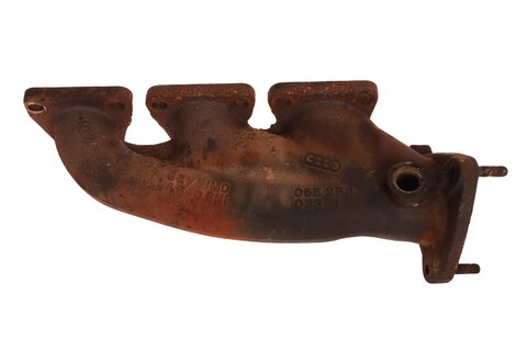 Výfukové svody levé 06E253031B