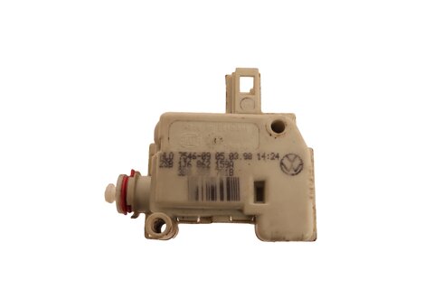 Motorek centrálního zamykání kufru - 1M0959781A 1U0862159 3B0959781B